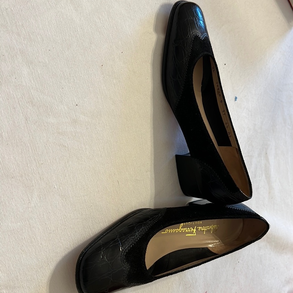 Salvatore Ferragamo black leather/suede block heel